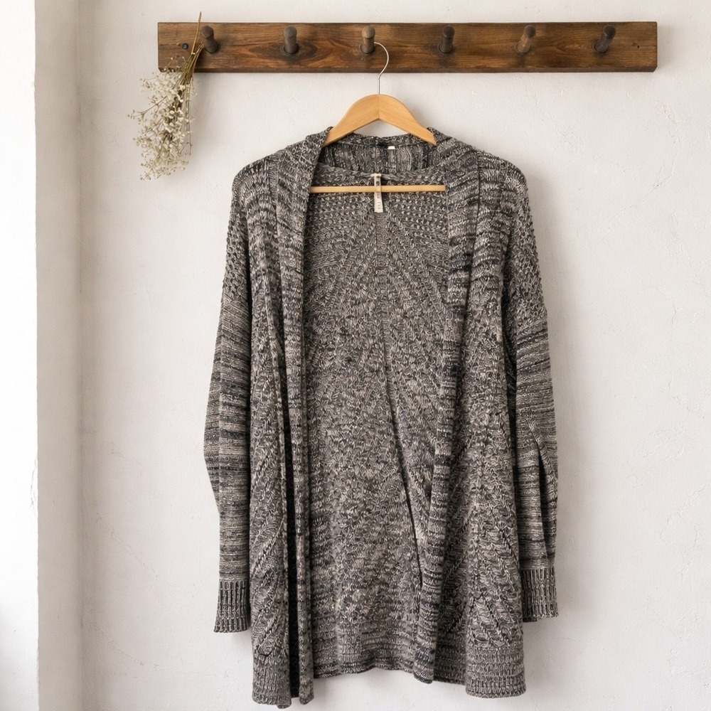 Leo & Nicole Cardigan Women XXL Black White Excellent Marled Knit Open Front